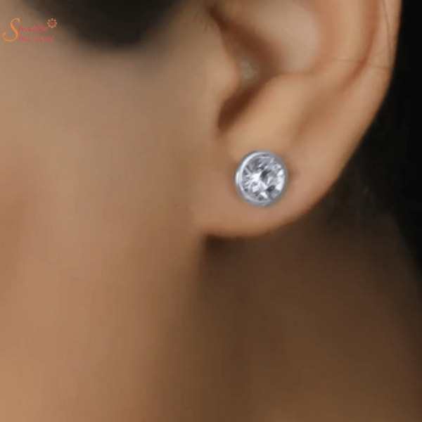 Shine Moissanite Ear Ring In Sterling Silver