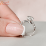 Oval Cut Moissanite Diamond Ring