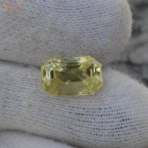 Emerald Shape 5.80 Carat Yellow Sapphire Gemstone