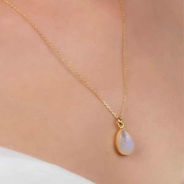 natural moonstone necklace