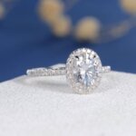 oval cut moissanite engagement ring