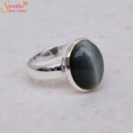 oval shape cats eye gemstone ring