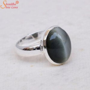 Oval Shape Cats Eye Gemstone Ring, Lehsunia Silver Ring