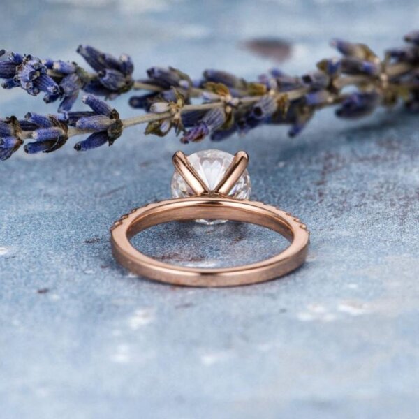 round cut moissanite diamond rose gold ring