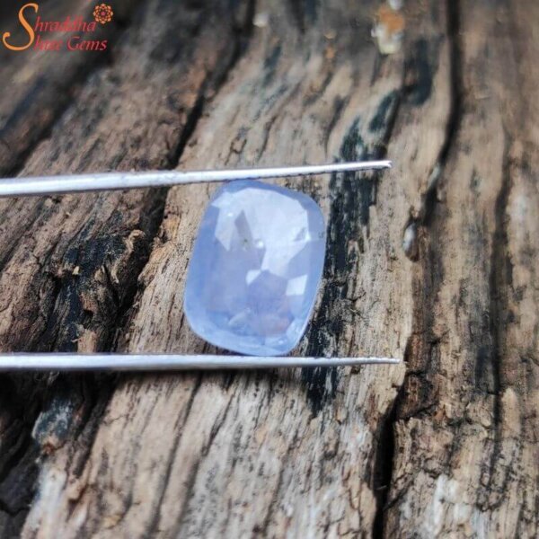 cushion shape blue sapphire gemstone