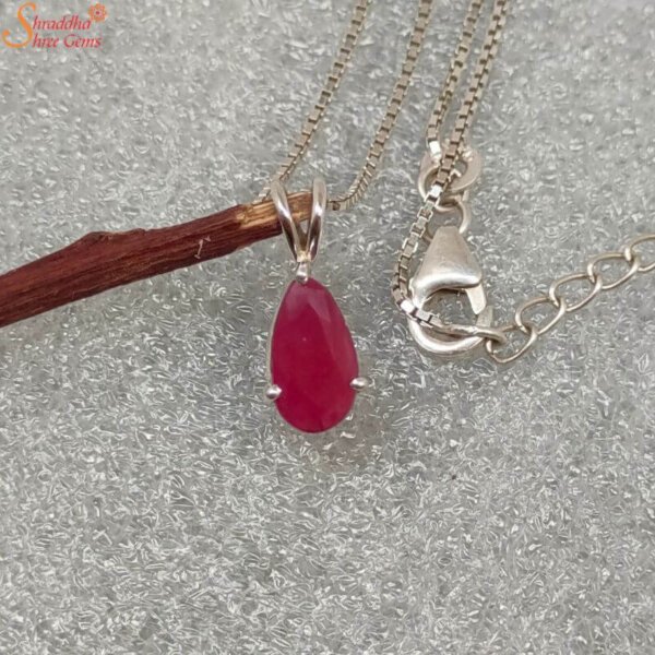 pear shape ruby gemstone pendant