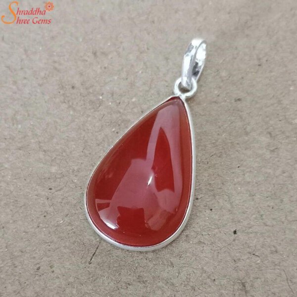 pear shape red onyx pendant