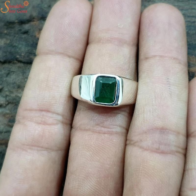Emerald Ring, Handmade Panna Gemstone Ring