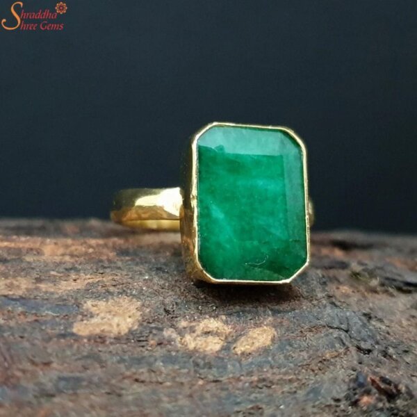 panna emerald ring