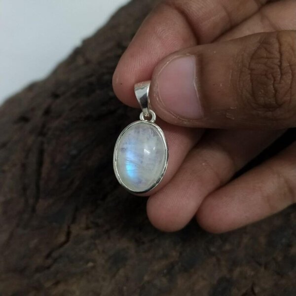 moonstone gemstone pendant