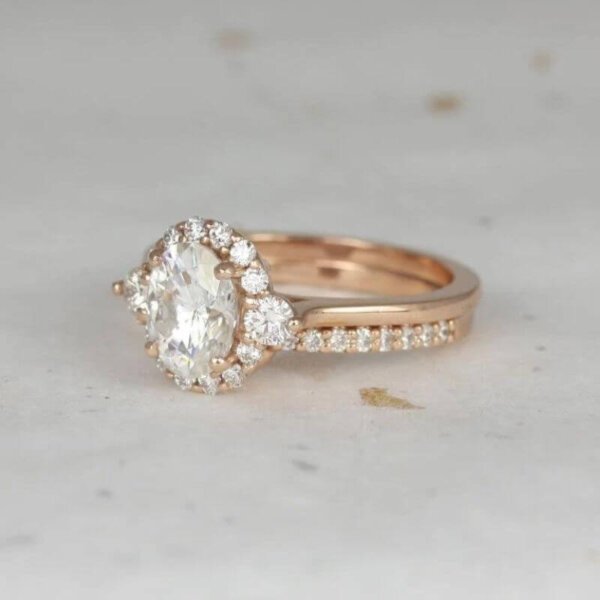 oval moissanite engagement ring set