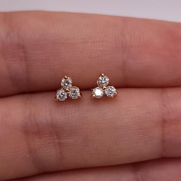 three moissanite diamonds earrings