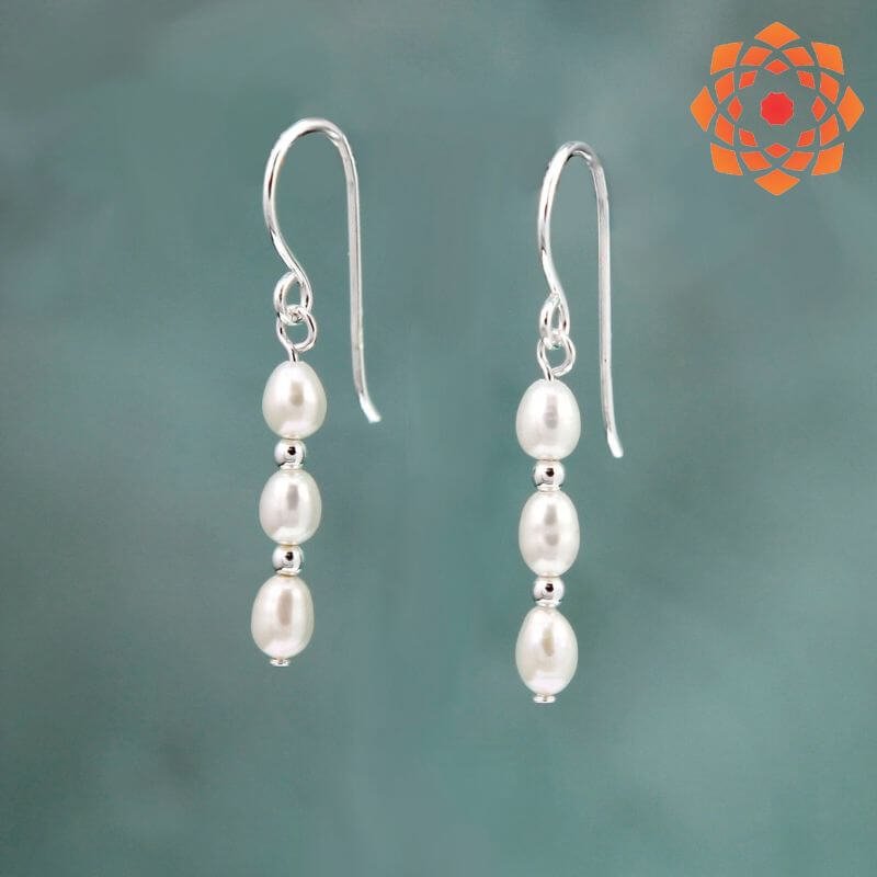Natural Simple Silver Pearl Earring